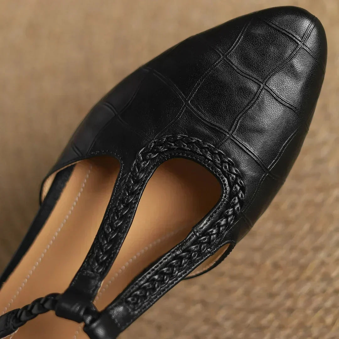 Bria™ | Talons Orthopédiques Élégants et Confortables