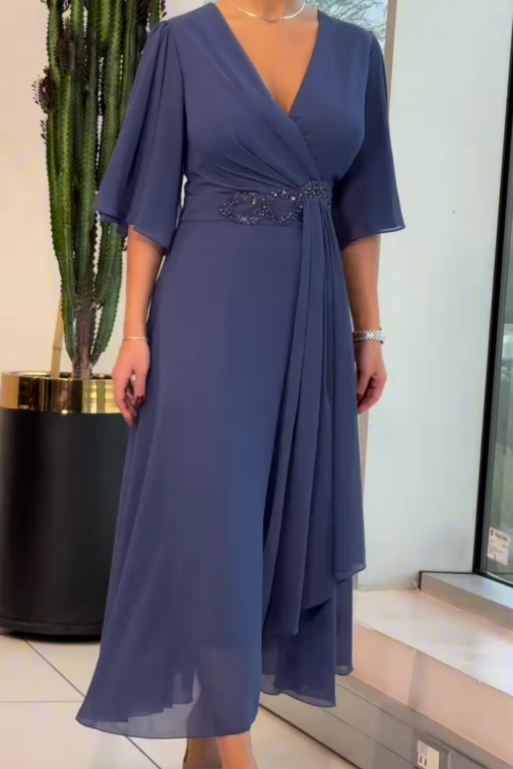 Elma™ | Robe Midi Élégante et Fluide