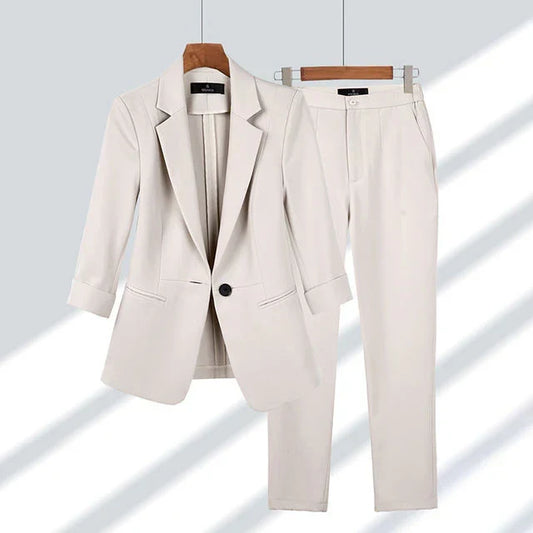 Veronica™ | Ensemble de Costume Classique Élégant
