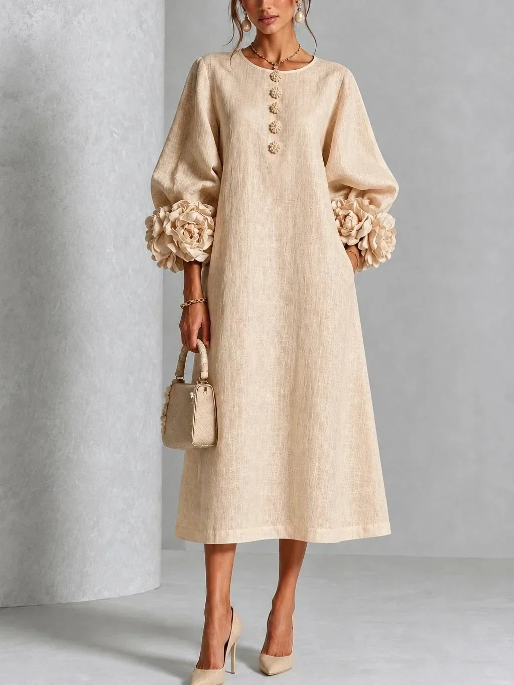 Margaux™ | Robe midi élégante qui camoufle le ventre avec manches fleuries