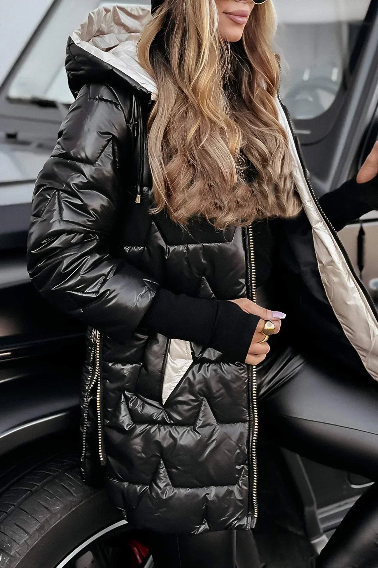 Astrid | Elegante Giacca Invernale Con Cappuccio E Fodera